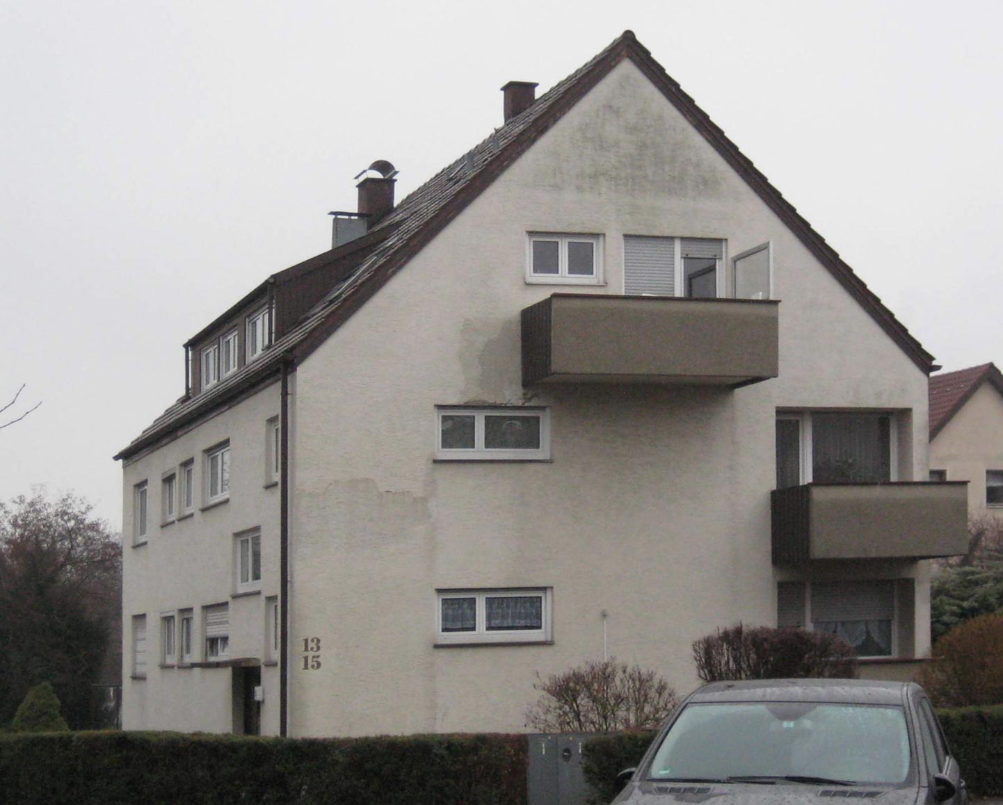 Giebelseite, unsanierter Zustand